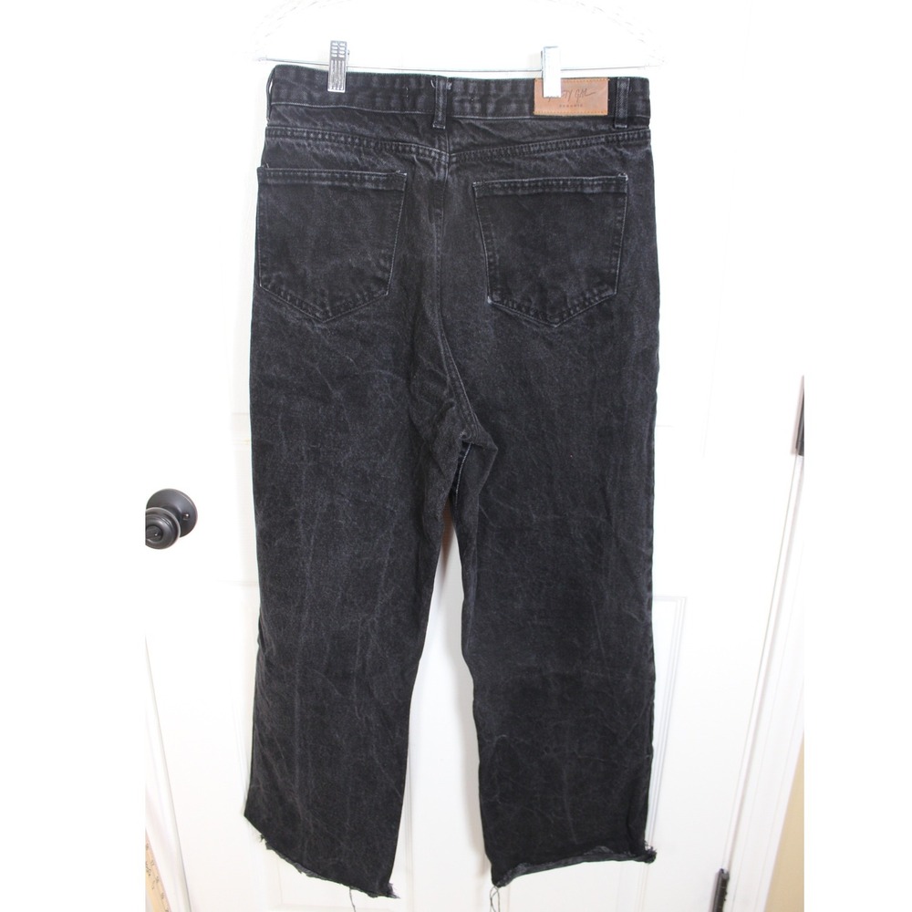 Nasty Gal Devon Boyfriend Jeans Black Distressed Frayed Hem Cropped US 10 - Picture 8 of 9